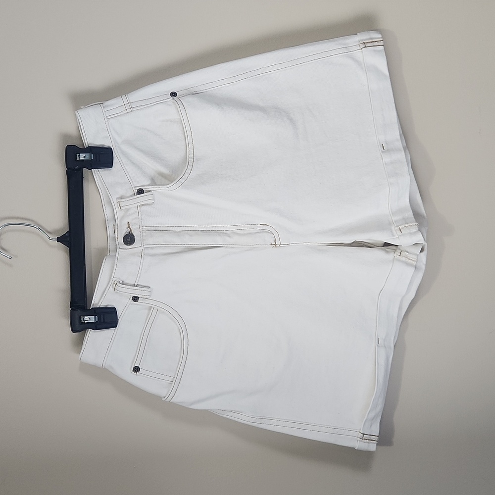 Vintage Liz wears white sports high rise shorts size 12 100%cotton - Picture 3 of 8